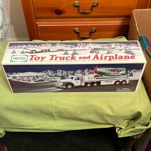 Hess 2002 toy truck and airplane UNOPENED